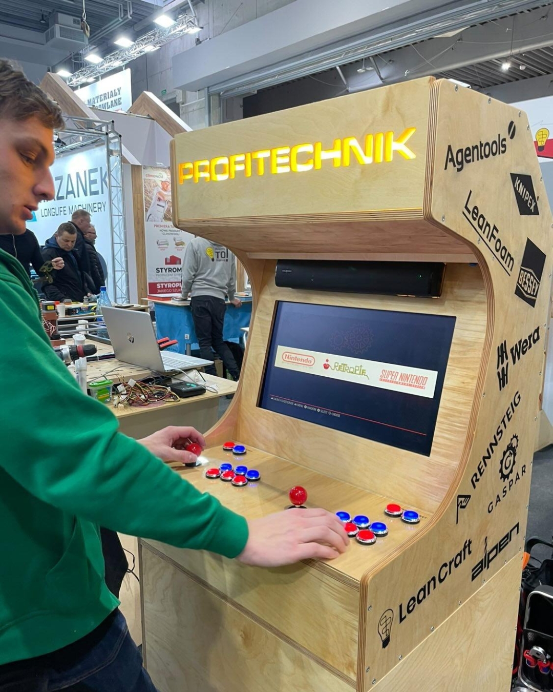 Milion Pomysłów na Minutę - maszyna do gier 